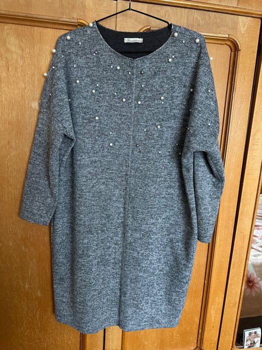 Плаття жіноче з бусинками