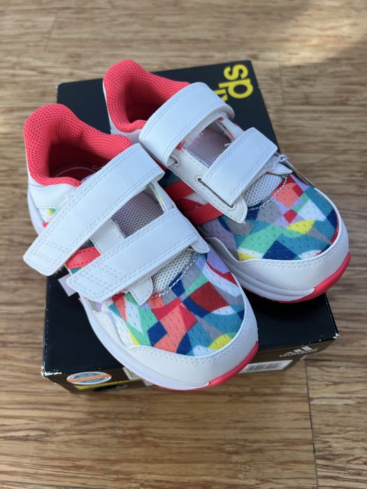 Buciki ADIDAS dla dziweczynki nowe
