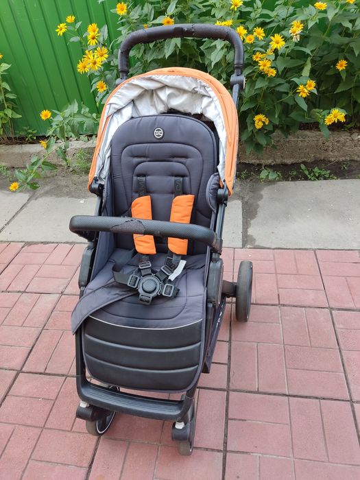 Продається дитячий прогулянковий візочок