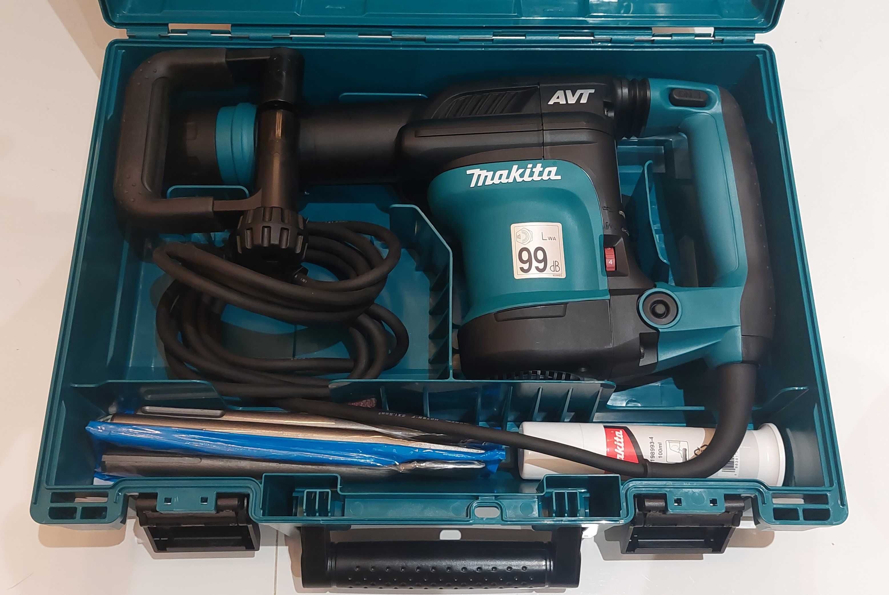 Makita młot udarowy kujący z dłutami klasy 5kg moc aż 8,1J wynajem
