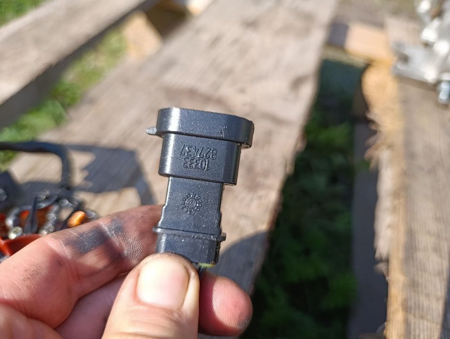 Stator Aprilia SX 125 18 – 21 r iskrownik zapłon czujnik prądnica A4
