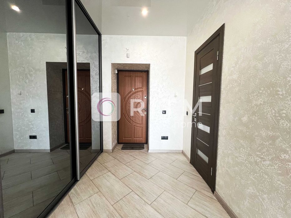 Продаж 1-кімнатної студії біля ПортCity