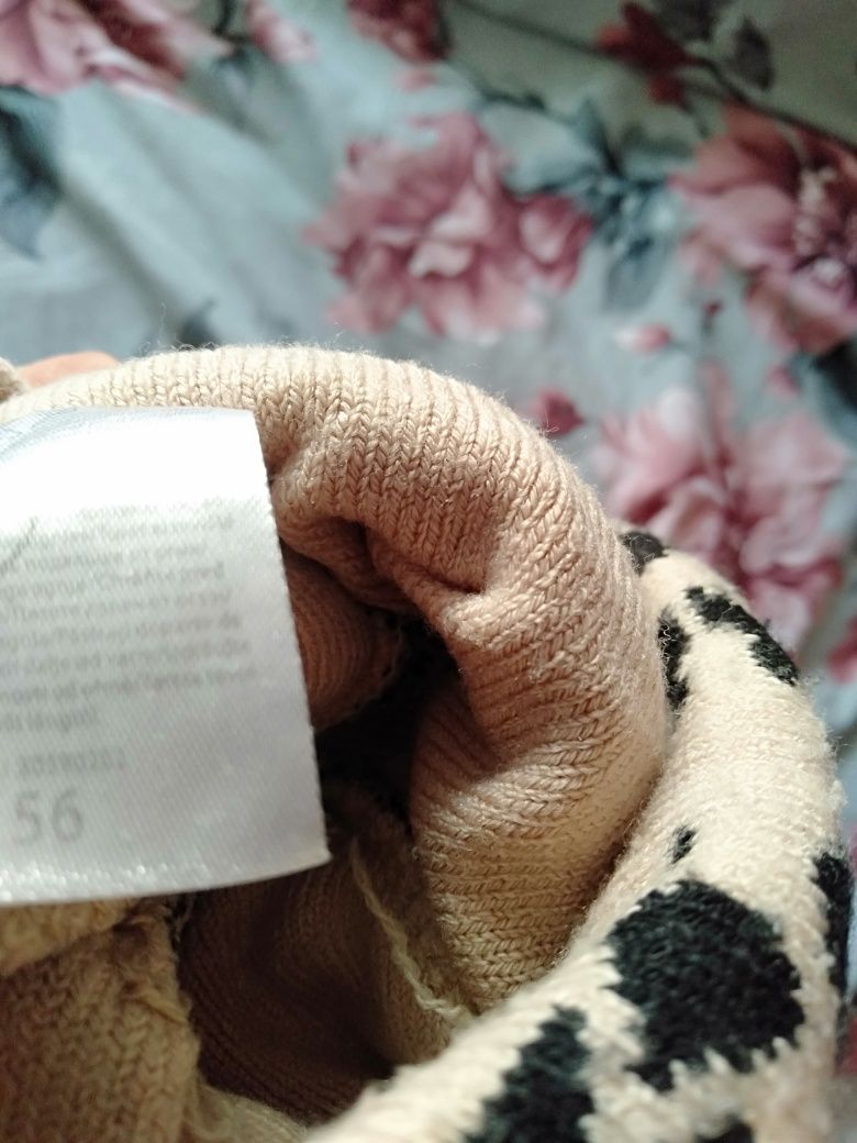 Czapeczka ze złotą nicią dla dziewczynki, 56 cm, na około 4-6 lat
