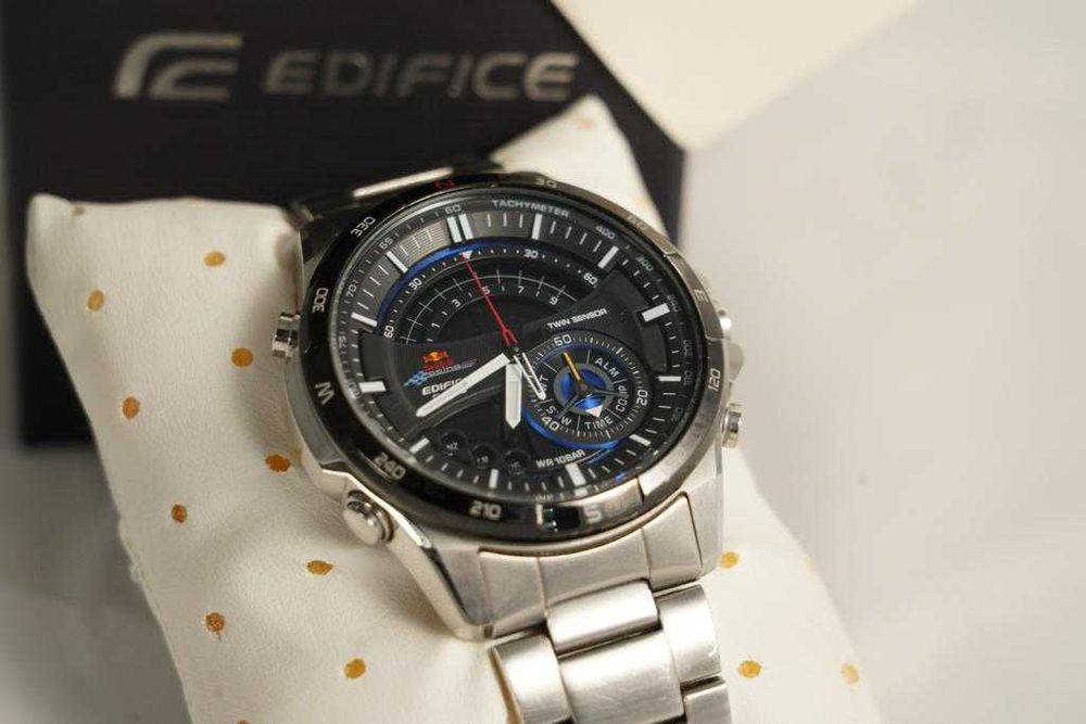 Casio Edifice Red Bull Racing Limited edition 5303 ERA-200RB