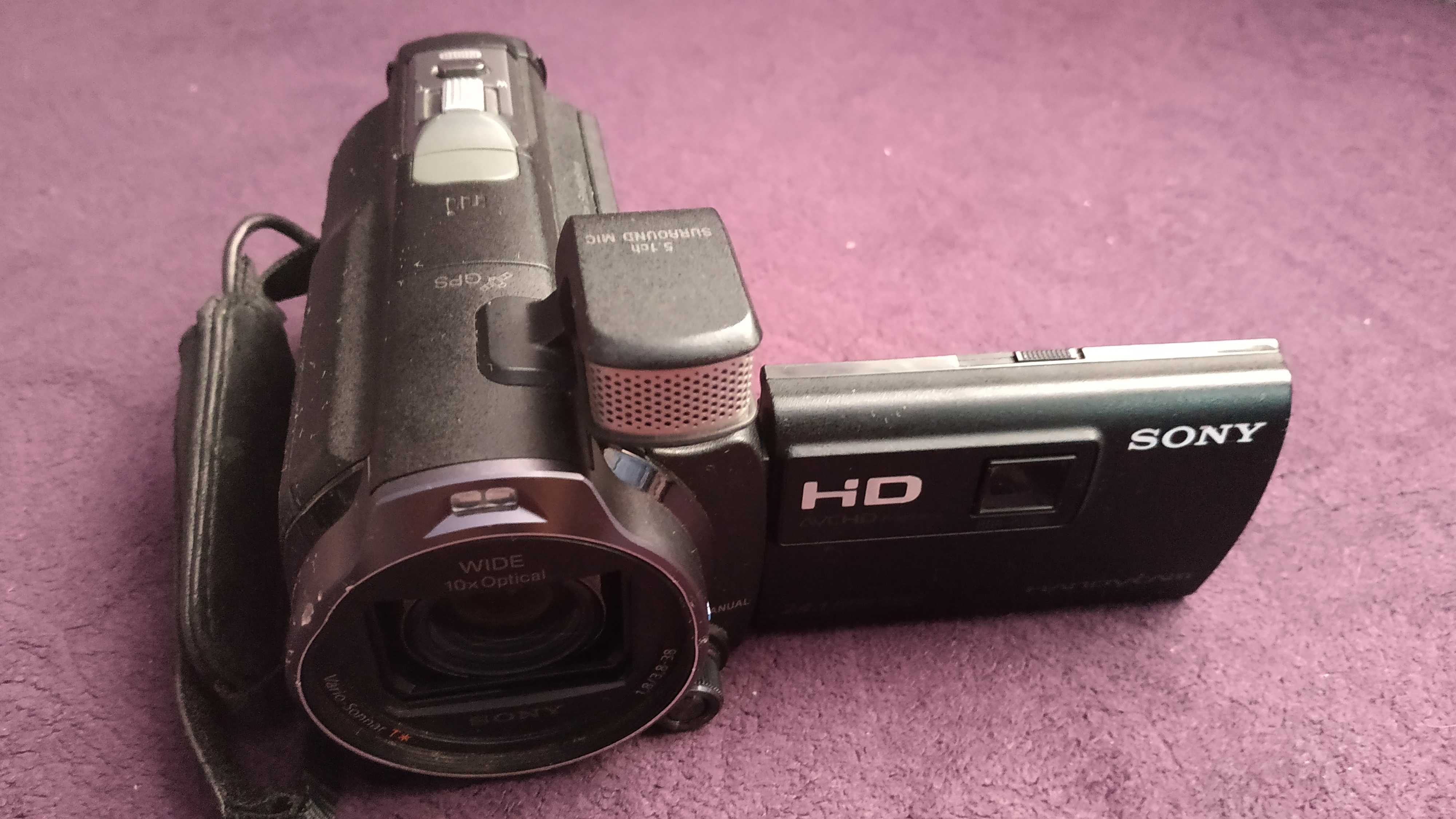 ВідеокамераSony CX 560