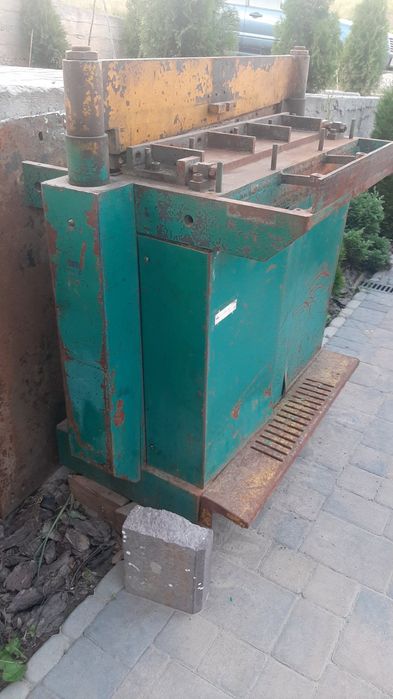 Гільотинні ножиці довжина 800 мм
Машин