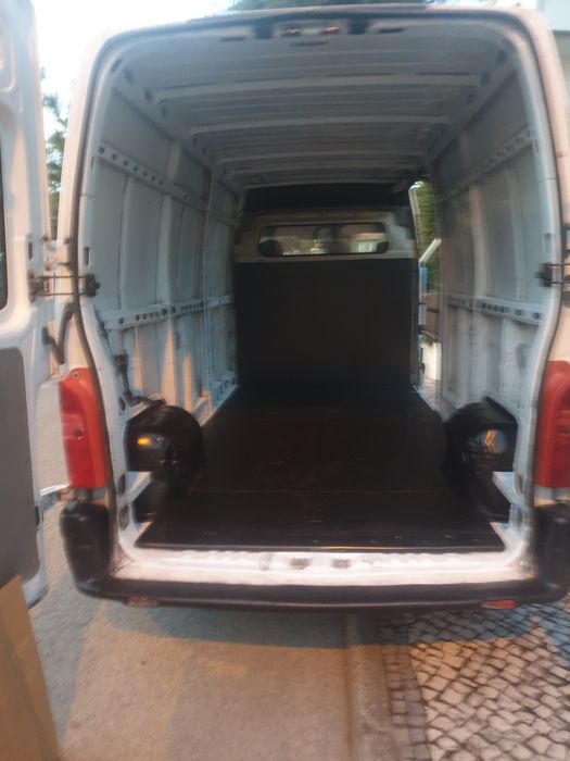 LX TRANSPORTES [Transportes e Mudanças]-[Aluguer de carrinha]