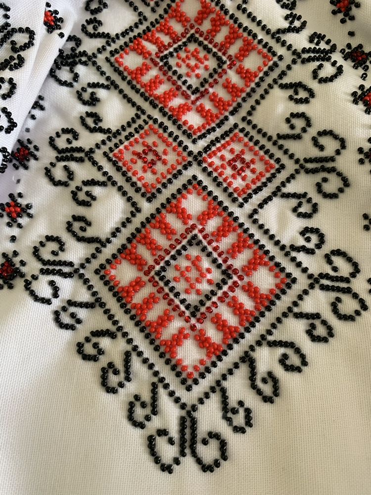 Вишиванка для дівчинки
