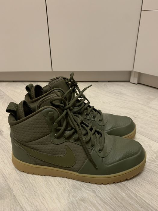 Продам оригінальні чоловічі кросівки Nike