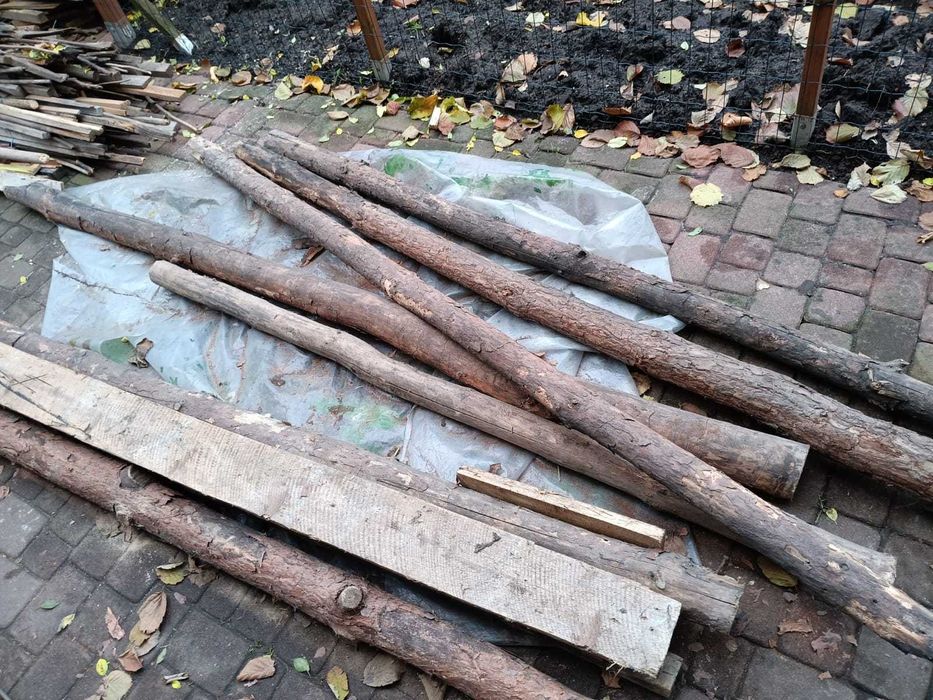 Oddam drewno deski stemple z rozbiórki