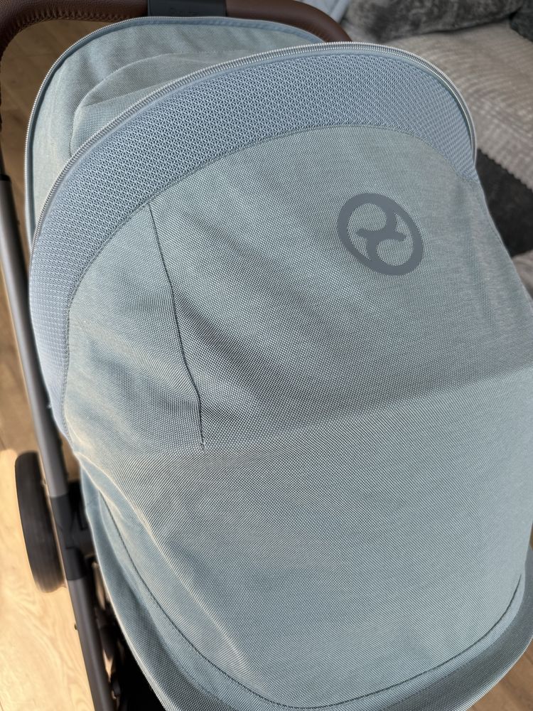 Cybex balios s lux sky blue