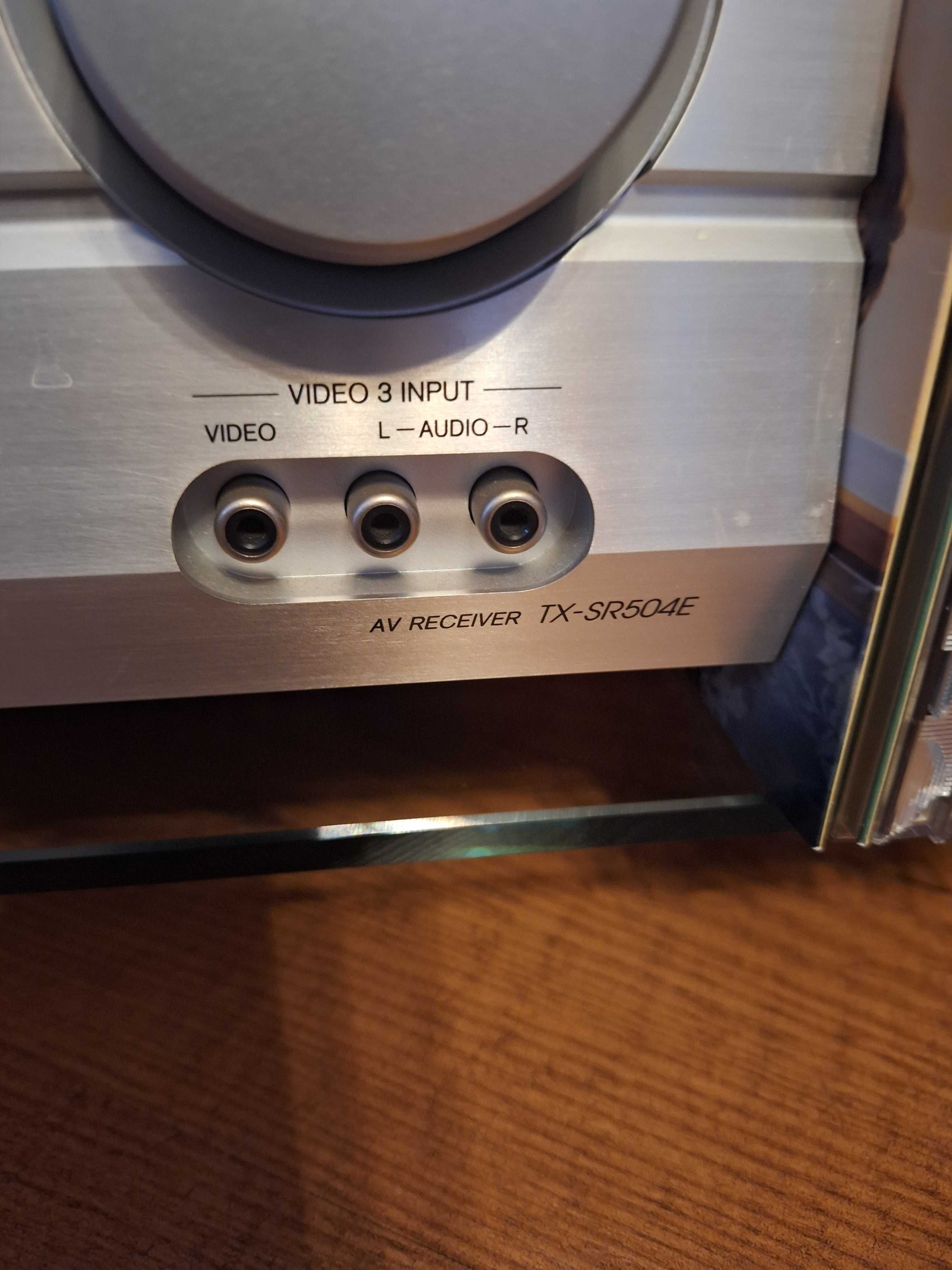 Kino domowe Onkyo.