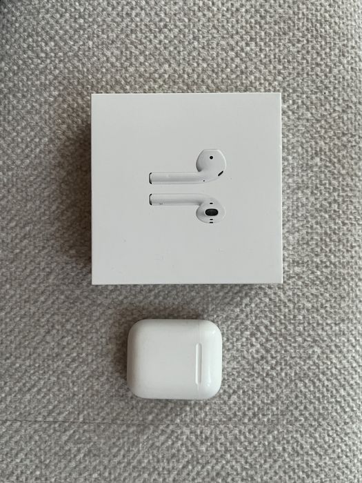 Słuchawki Airpods 2 uszkodzone