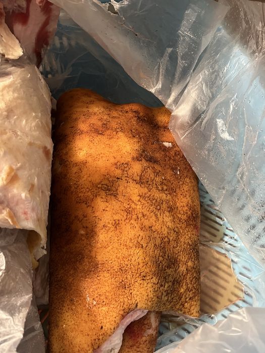 Мʼясо Светна Телятина Сало Домашнє