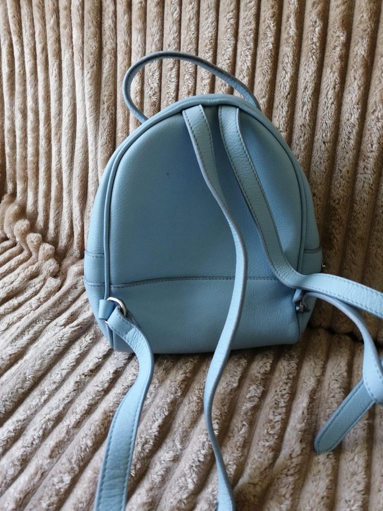 Шкіря сумочка кросбоди через плече рюкзак шкіряний блакитна fidelitti