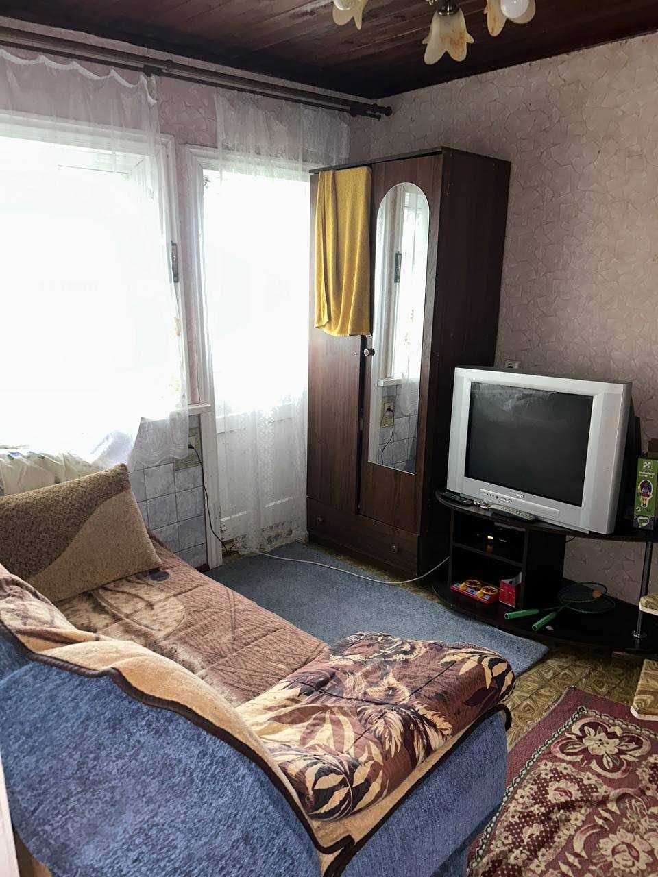 Продам дачу біля ставка