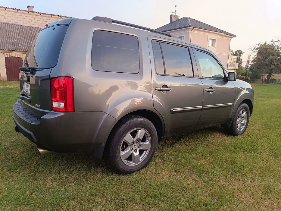 2011 HONDA PILOT 4X4 8 osób lpg