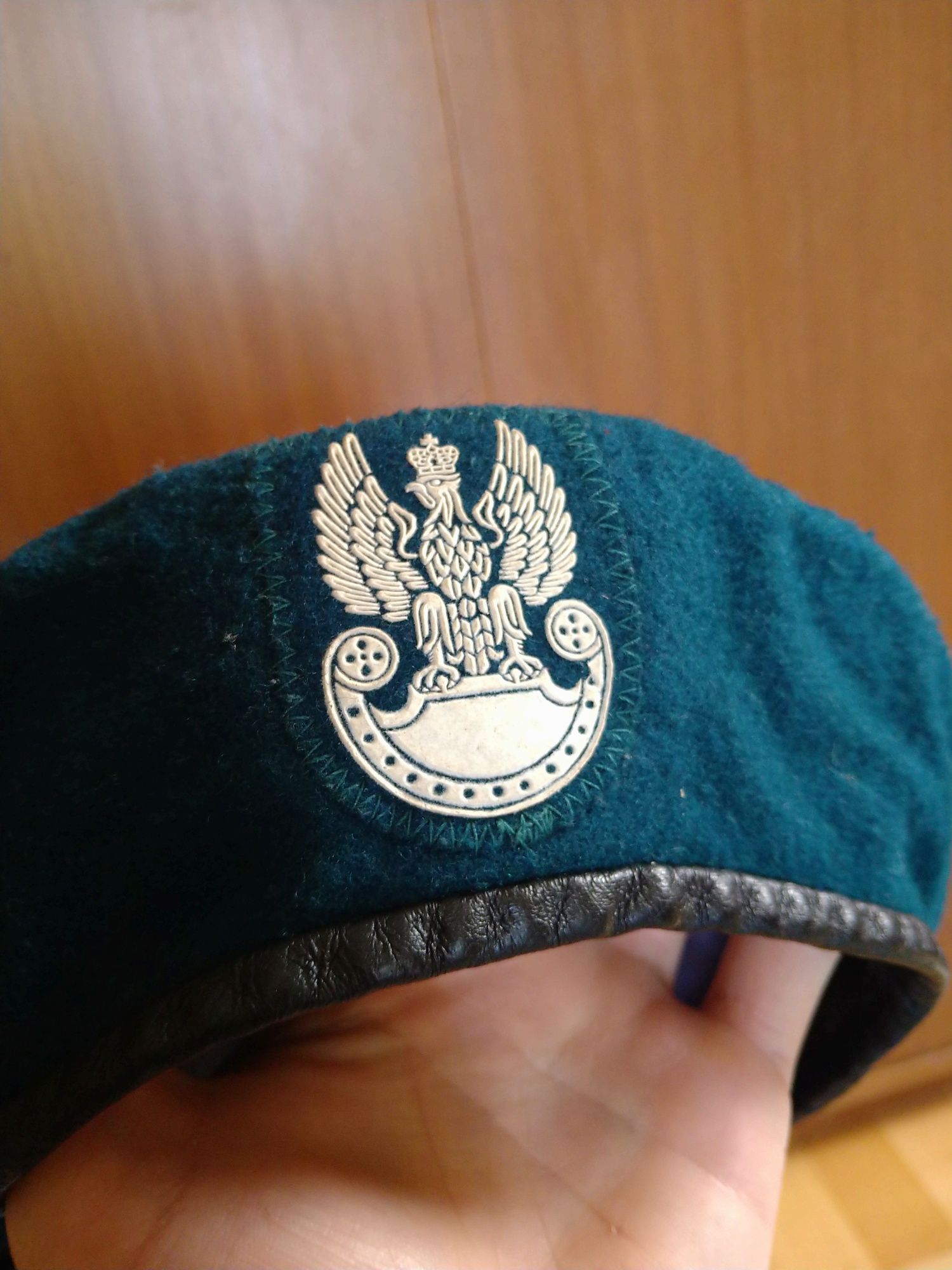 Beret wojskowy zielony lata 90