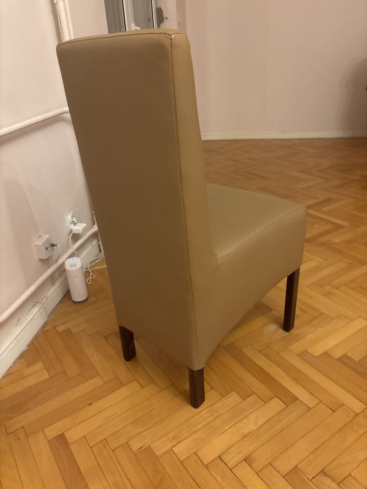 Sprzedam 6 krzesel