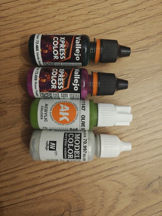 Farby vallejo, AK, akrylowe