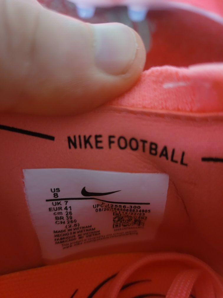 Nike Phantom-  Cor Rosa