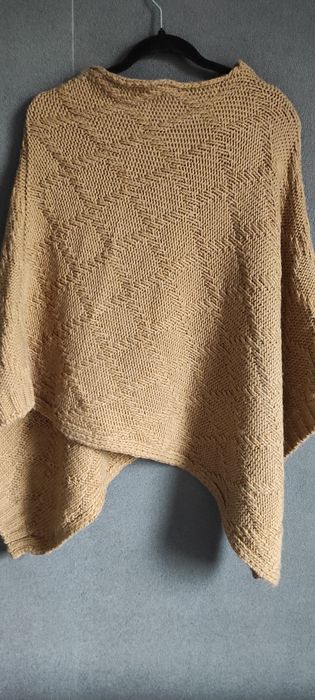 Ponczo narzutka szal kolor na metce