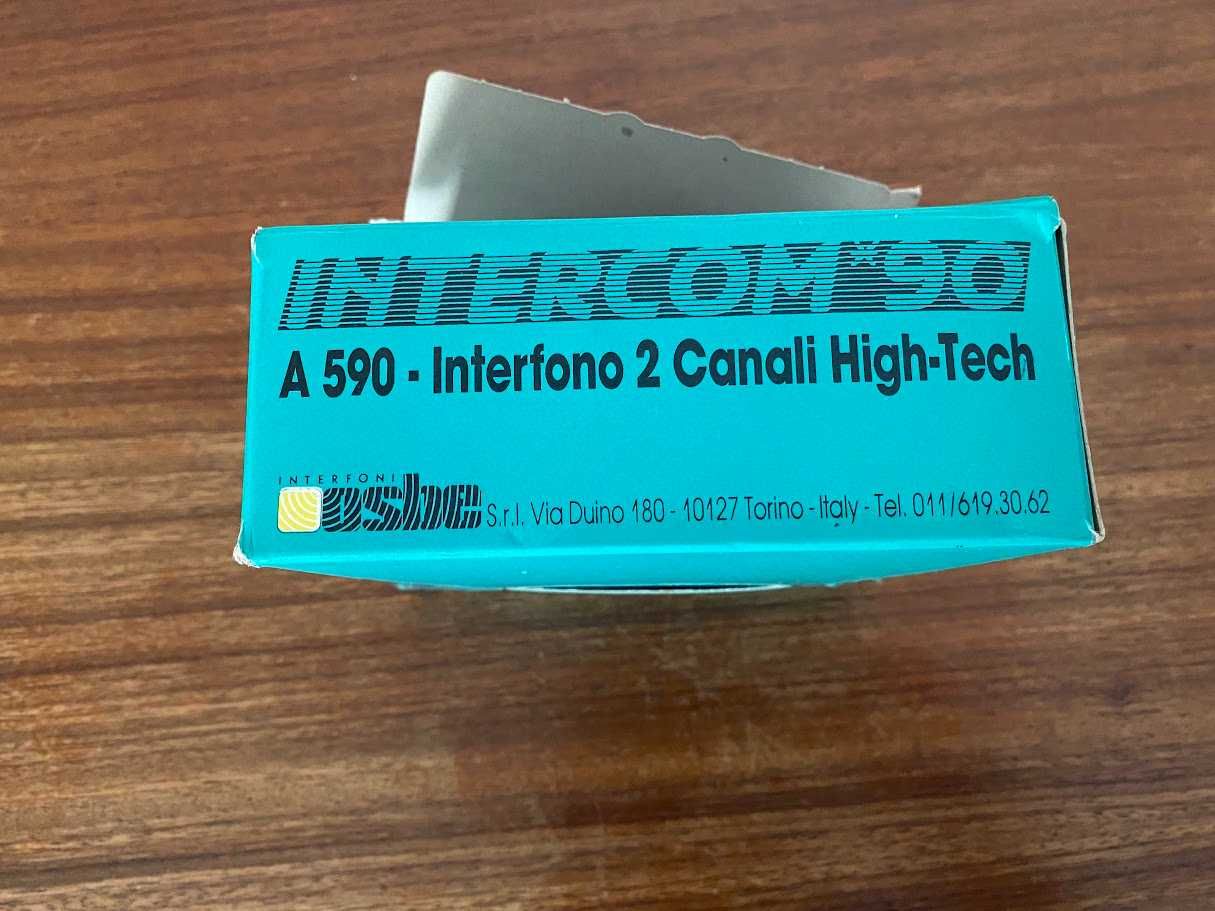 Intercomunicadores com fios para capacetes