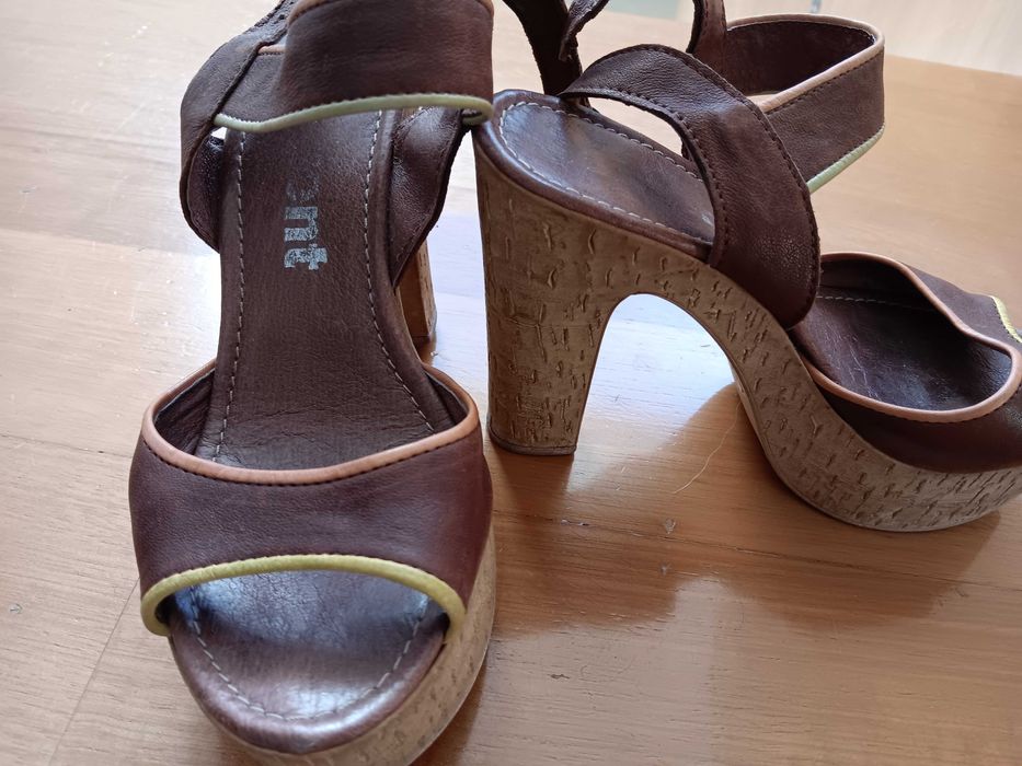 Saldos de verão em sandálias!