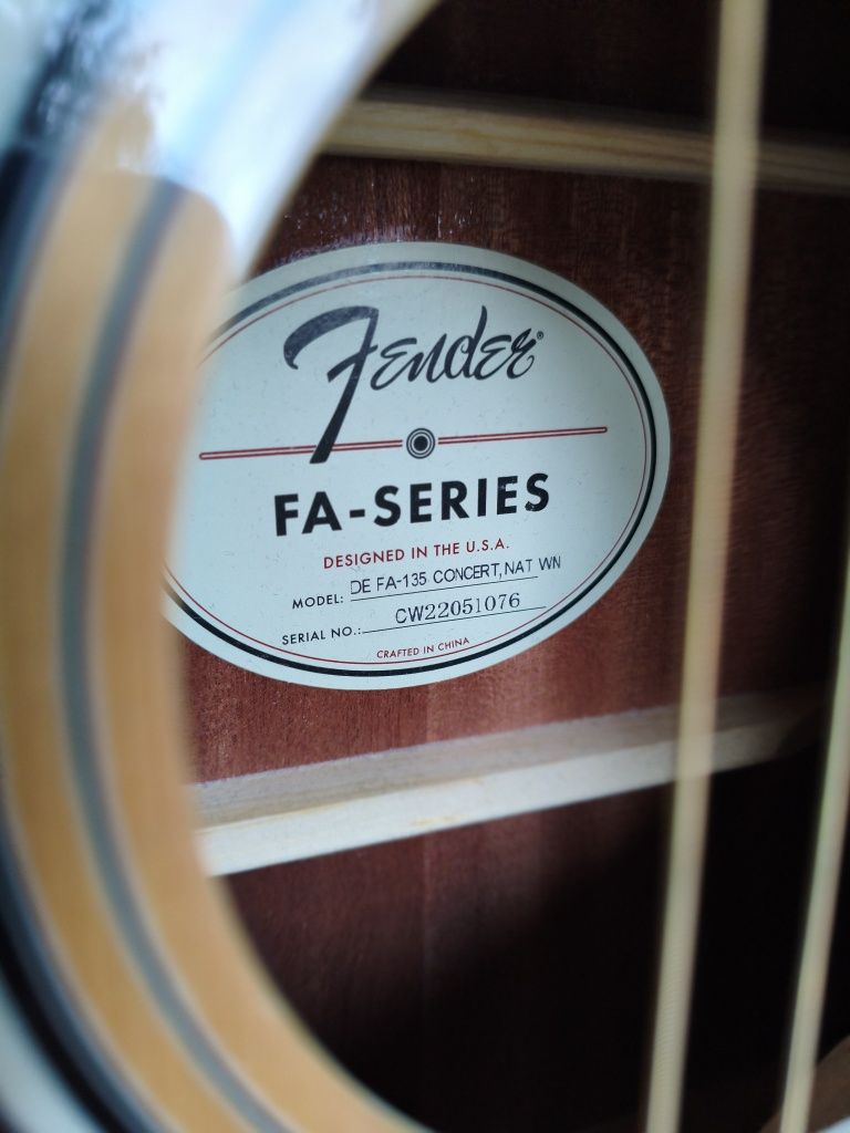 Gitara akustyczna Fender FA-135 Concert Nat