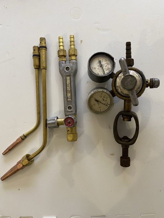 Газовий різка Г2 новий + Ацетиленовий редуктор