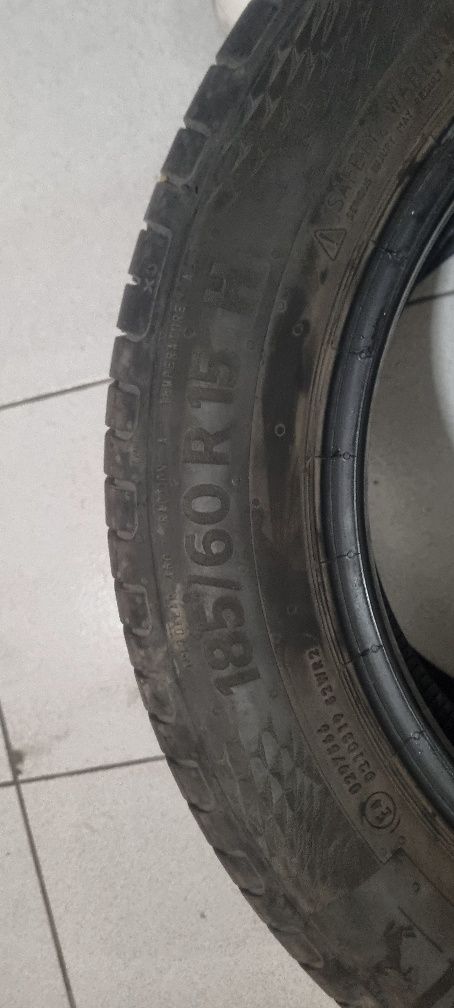 Pneus Continental UltraContact 185/60R15