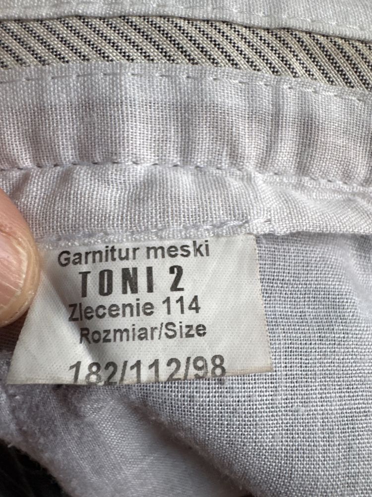 Garnitur meski Giacomo Conti  na mezczyzne 183cm