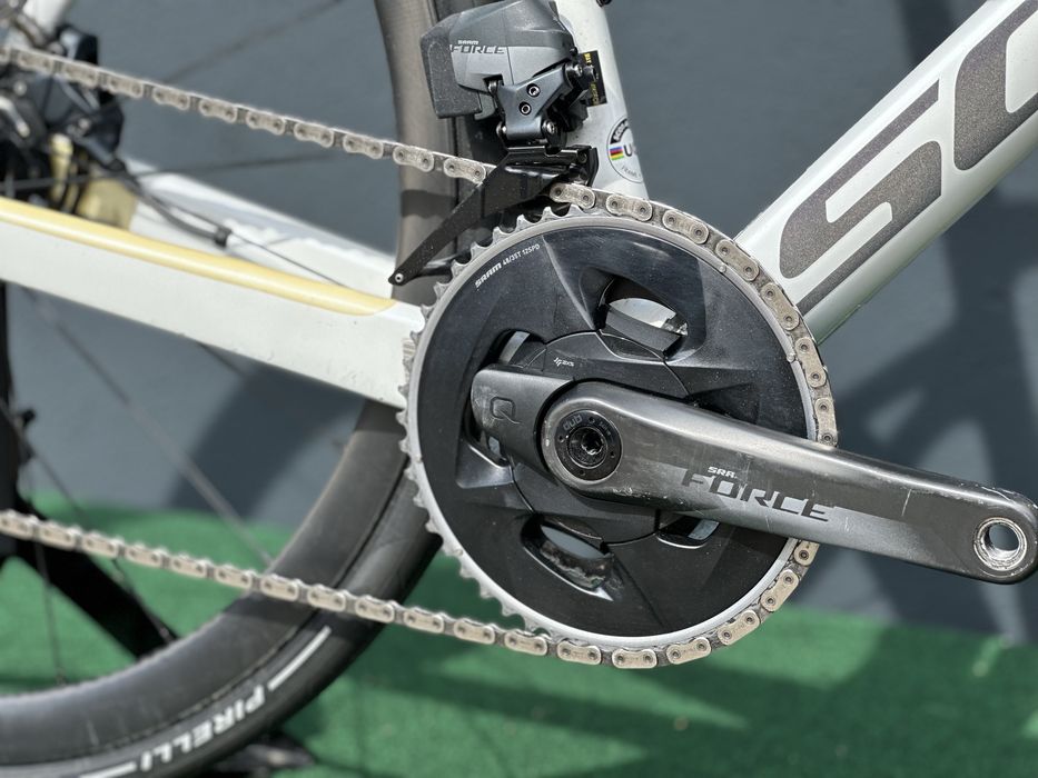 Karbonowa szosa SCOTT Addict RC Sram Force AXS 12s Syncros roz: L/56