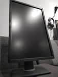 Monitor LCD DELL 22 cale Pivot