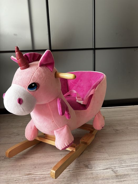 Дитяче крісло-гойдалка