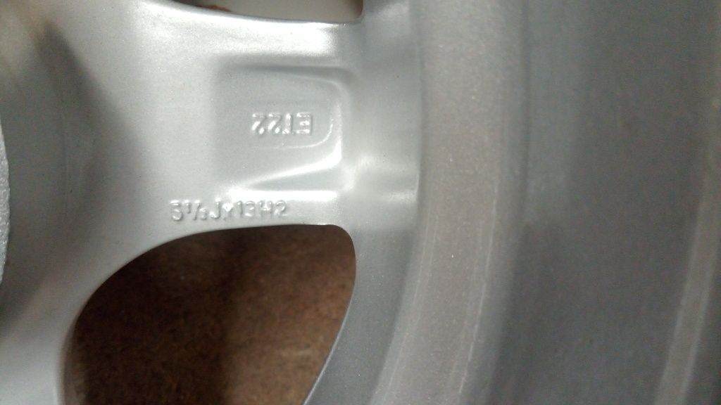 2 Jantes 13" para Peugeot