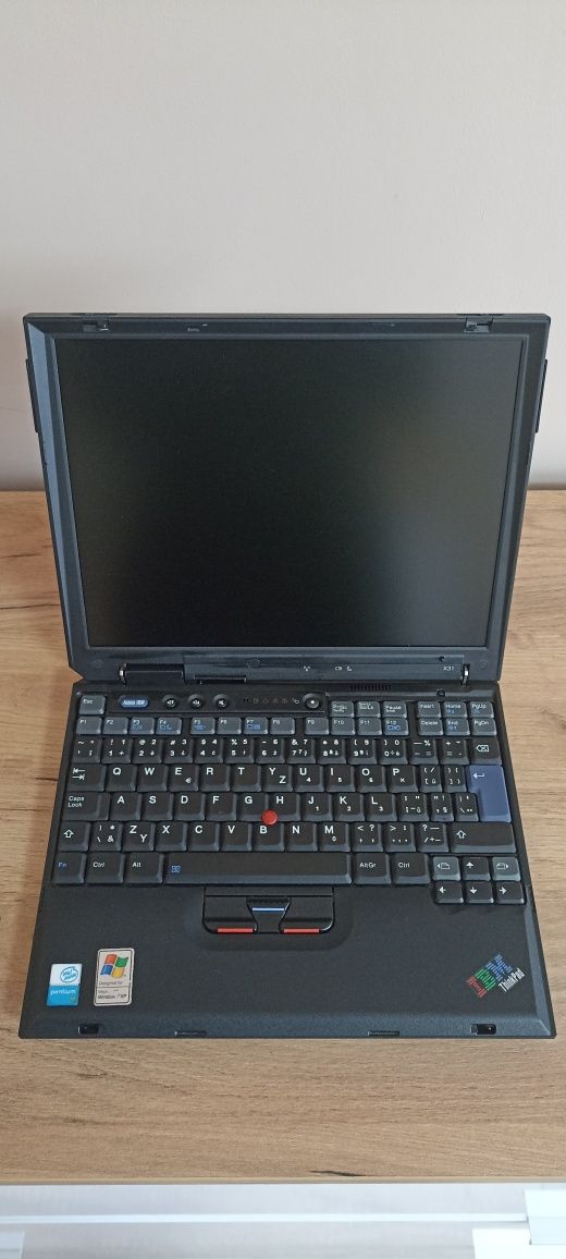 IBM ThinkPad X31, док-станція