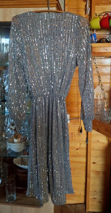 Сукня 48 р, срібна, на корпоратив