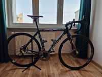 Rower szosowy przełaj CX gravel Focus Mares Rapha CX Disc SRAM carbon