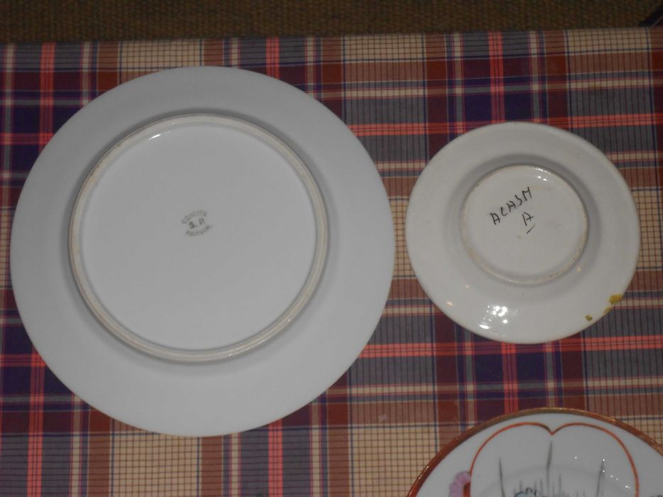 Pratos antigos colecçao ate 20cm