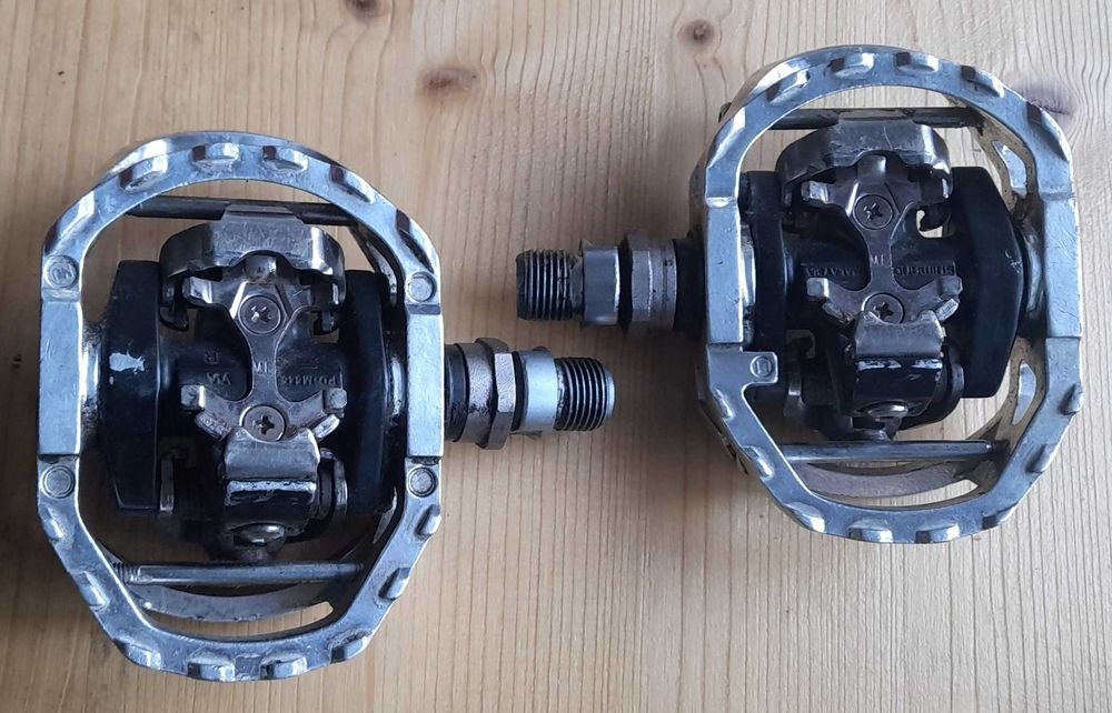 Shimano PD-M545 Pedais