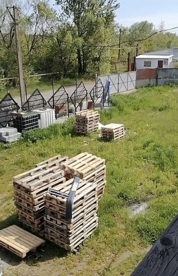 Комплекс: земельна ділянка, офісне та складське/промислове приміщення