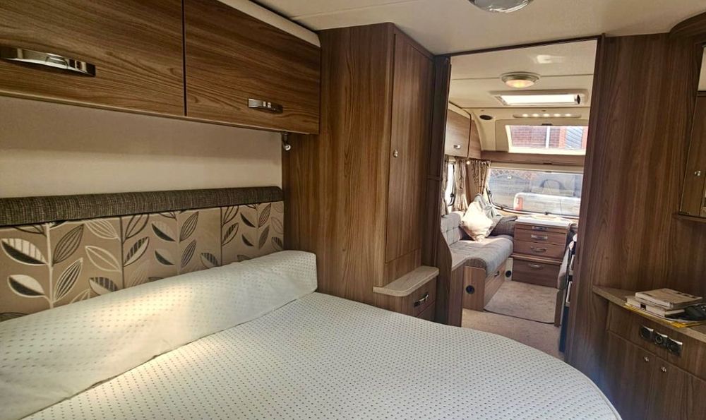 Caravana Swift FreeStyle SE - Impecável