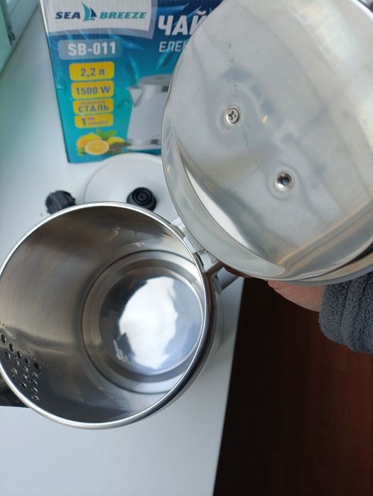 Чайник електричний 1500 вт новий