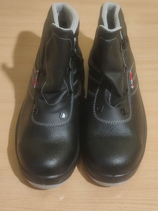 Ботинки робочі 44р.