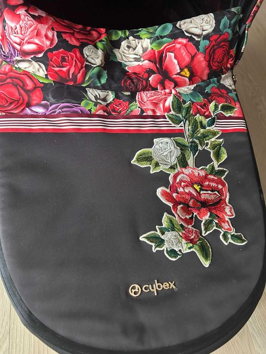 Gondola Priam Cybex 2.0 – Blossom Dark – super stan!