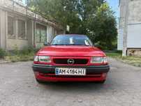 Продам opel astra 1.6 газ бензин можливо обмін