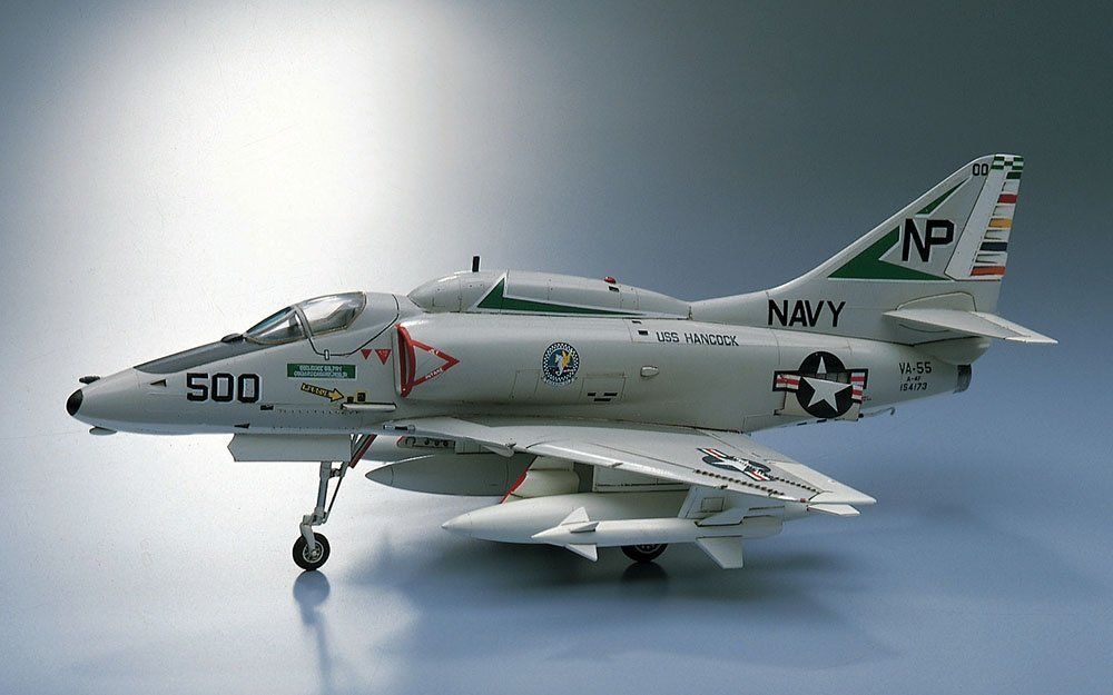 Hasegawa B9 1/72  A-4E/F Skywawk