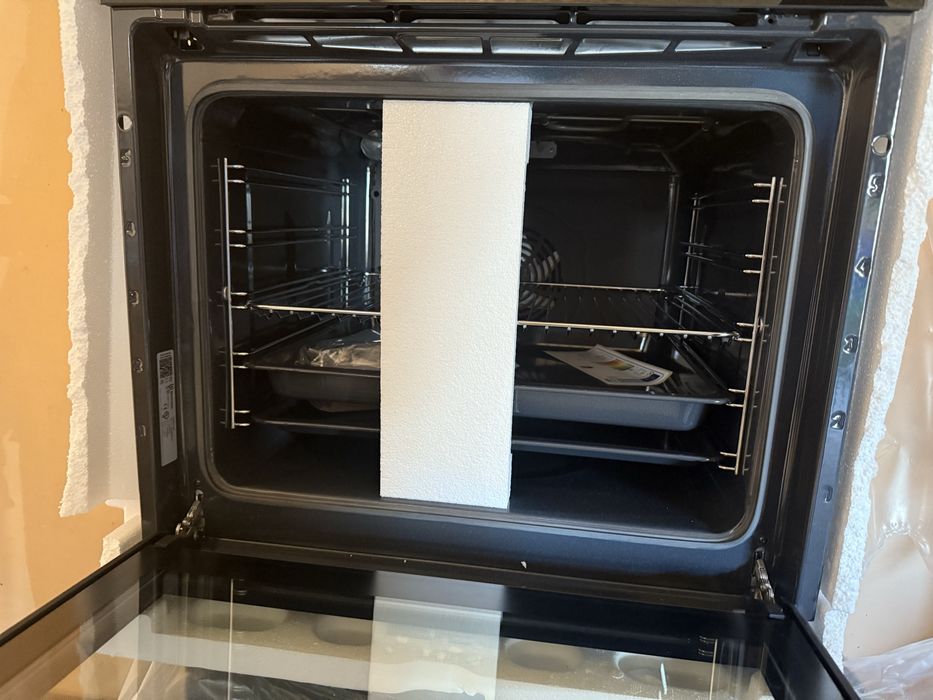 Духовка електрична Electrolux EOD6F77WZ