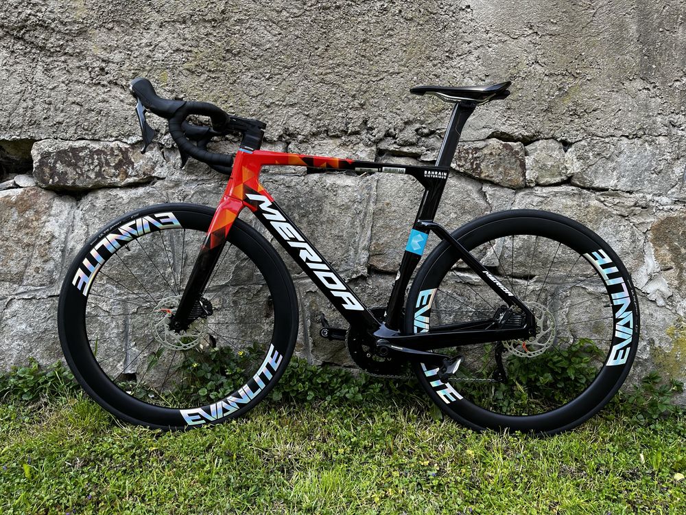 Merida Reacto 5000 z kolami Evanlite